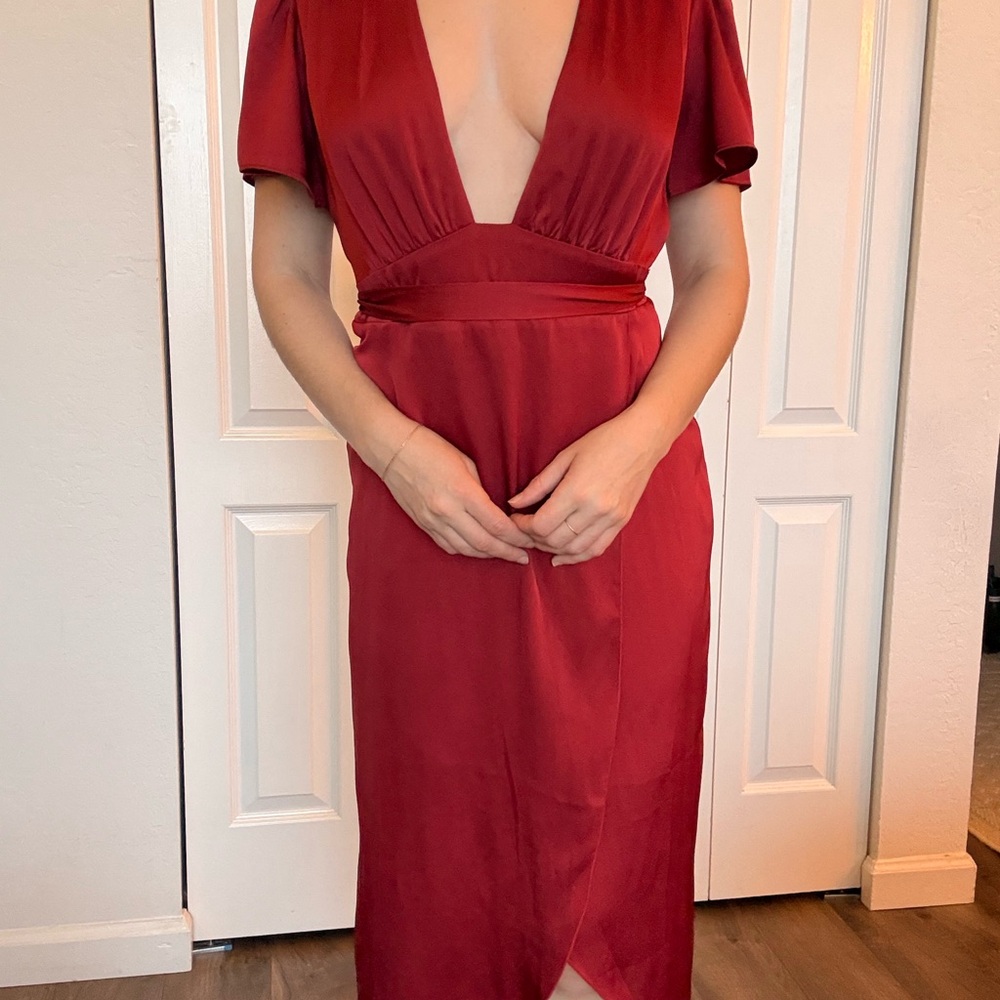 Express Deep Red Midi Dress
